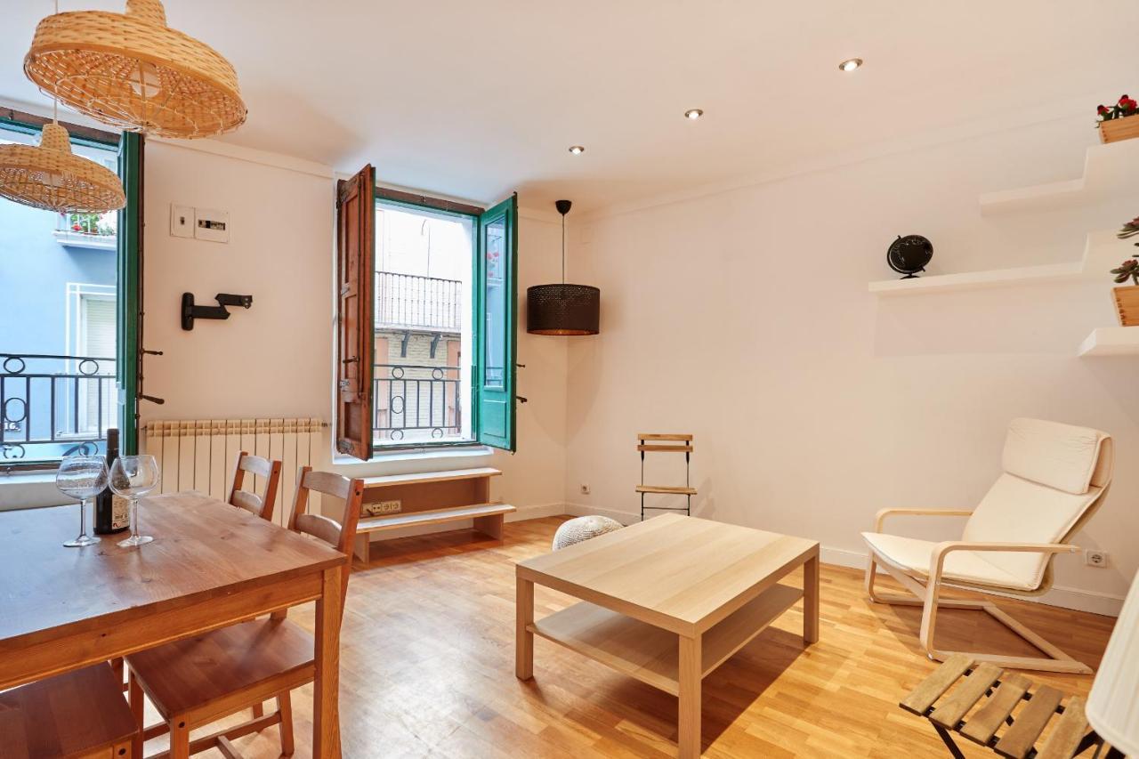 Tuapartamento Centro Estafeta Deluxe Διαμέρισμα Παμπλόνα Εξωτερικό φωτογραφία